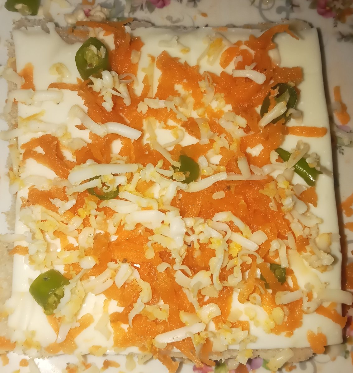 lets_talkmore's tweet photo. Rate this sandwich??? https://t.co/RfvmaVpxXU