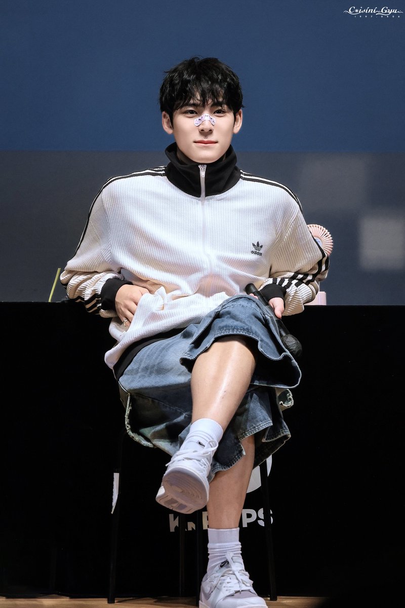 241019 케이앤팝스 팬싸

HD2P 

🥹

#세븐틴 #SEVENTEEN #민규 #MINGYU #ミンギュ<a href="/pledis_17/">세븐틴(SEVENTEEN)</a>