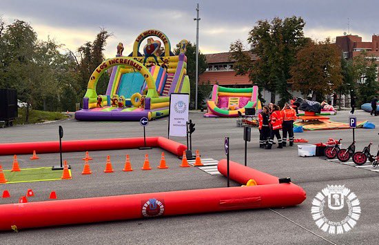 ¡Hoy estamos de fiesta 🎉! En 2024 se han cumplido 20 años de la creación de nuestro cuerpo y lo vamos a celebrar con atracciones y circuitos de #EducaciónVial para todas las edades. ¡Acércate!
📆26/10
⏰de 11.00 a 19.00 h.
📌Escenario Pta del Ángel

#AgentesDeMovilidad #Madrid