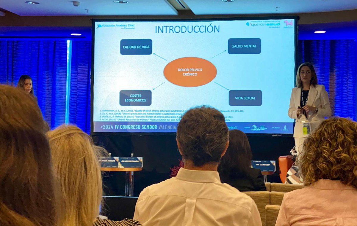 Mesa redonda sobre el enfoque #multidisciplinar del #dolor pélvico crónico, con las Dras. Celia Bauset Castelló, Mercedes Ramírez Ortega y Raquel Sepulcre Agulló. Modera Eva Canosa Hermida.