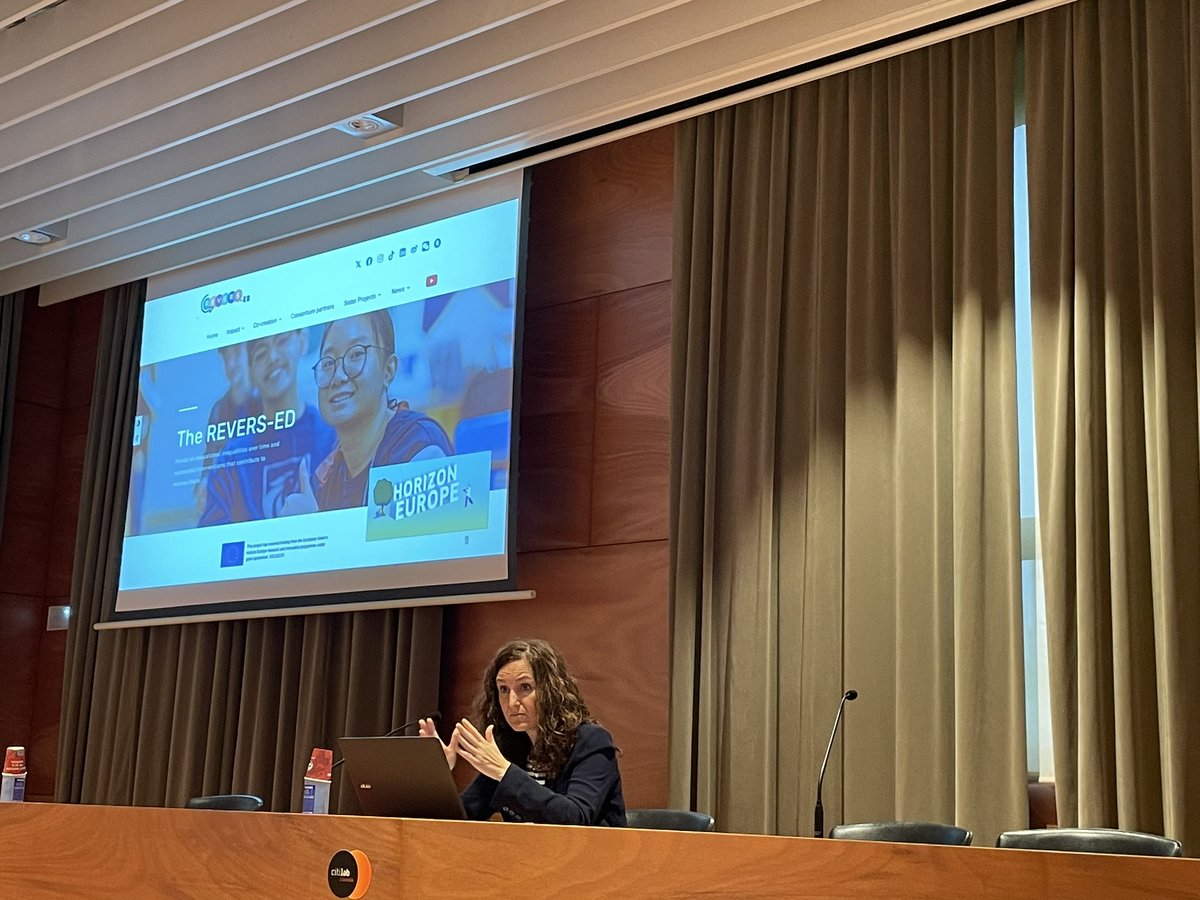 More than 200 teachers have gathered today to learn about the scientific evidence with social impact behind the successful actions that REVERS-ED identifies. Keynote speech by <a href="/tsorde/">Teresa Sordé Martí</a> PhD from Harvard and Principal Investigator of the our cousin project REFUGE-ED (Horizon 2020).