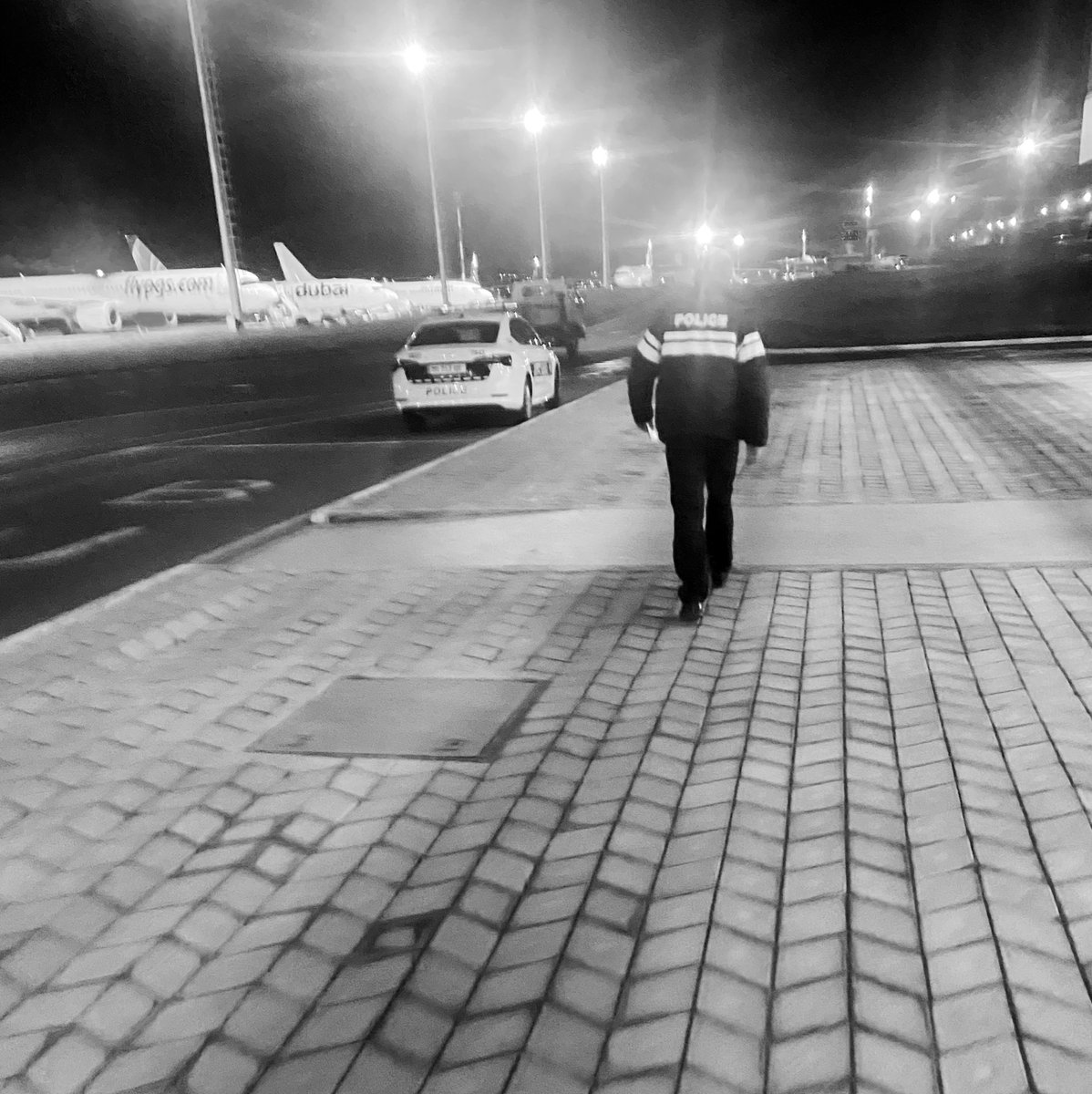 🧵🇬🇪 - Máme tu rozhodující volby v Gruzii, u kterých jsem doufal, že vám tento thread zprostředkuji přímo z místa, což se ale nelíbilo vládnoucí moci Gruzie….

Proto vám nabízím na příští dny thread z voleb, kde budu zdrojovat práci mých kolegů z Gruzie ✌️🇬🇪

01