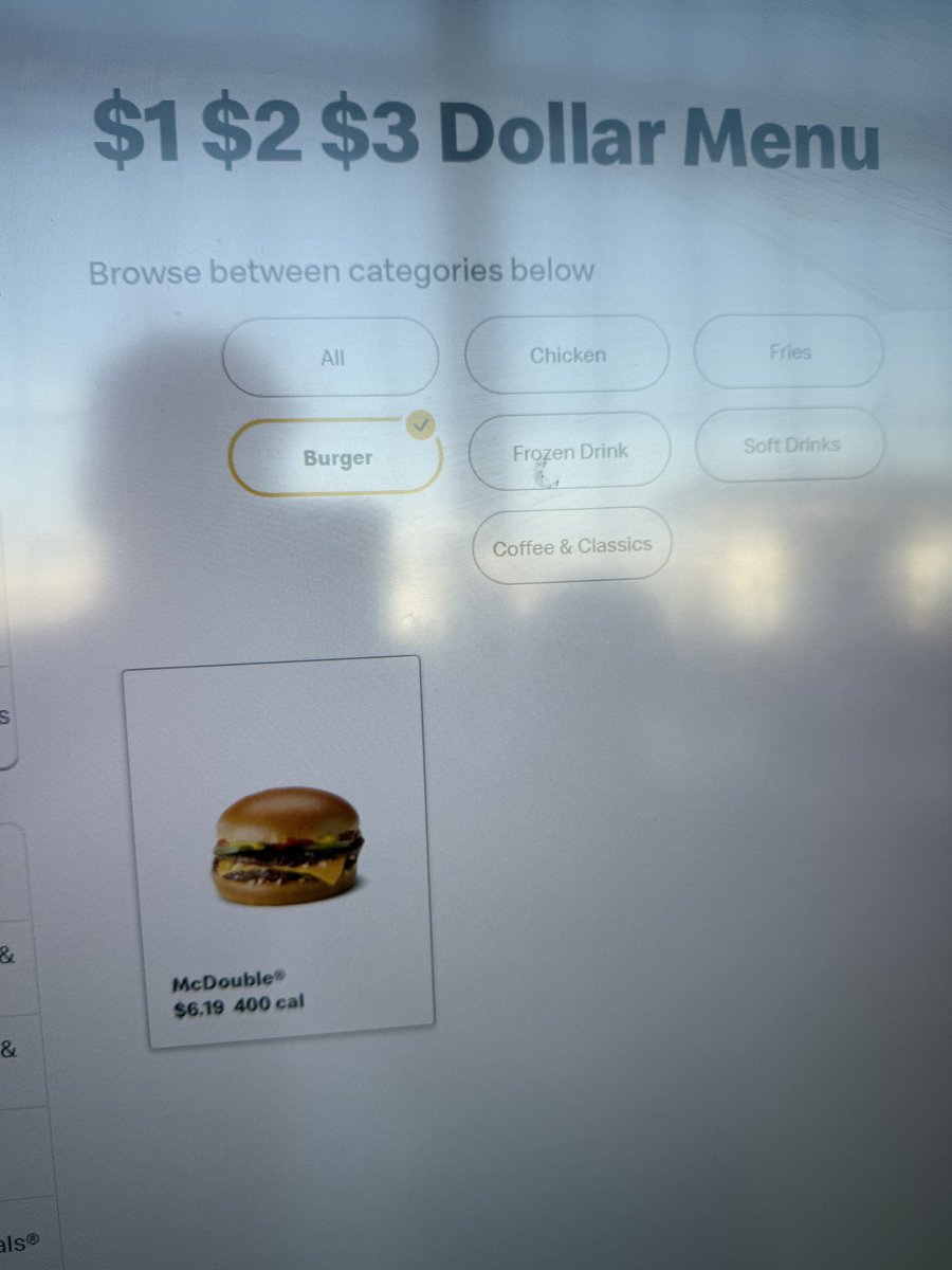 NotPatterrz's tweet photo. Ah yes the dollar menu https://t.co/U3zN09AKLp
