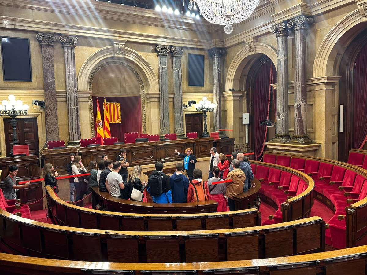 Parlament de Catalunya tweet media