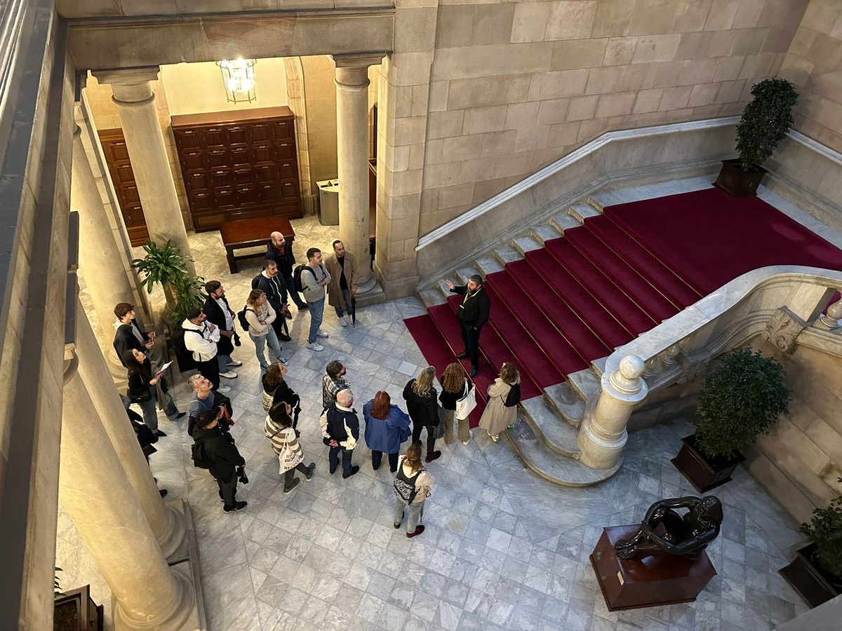 Parlament de Catalunya tweet media