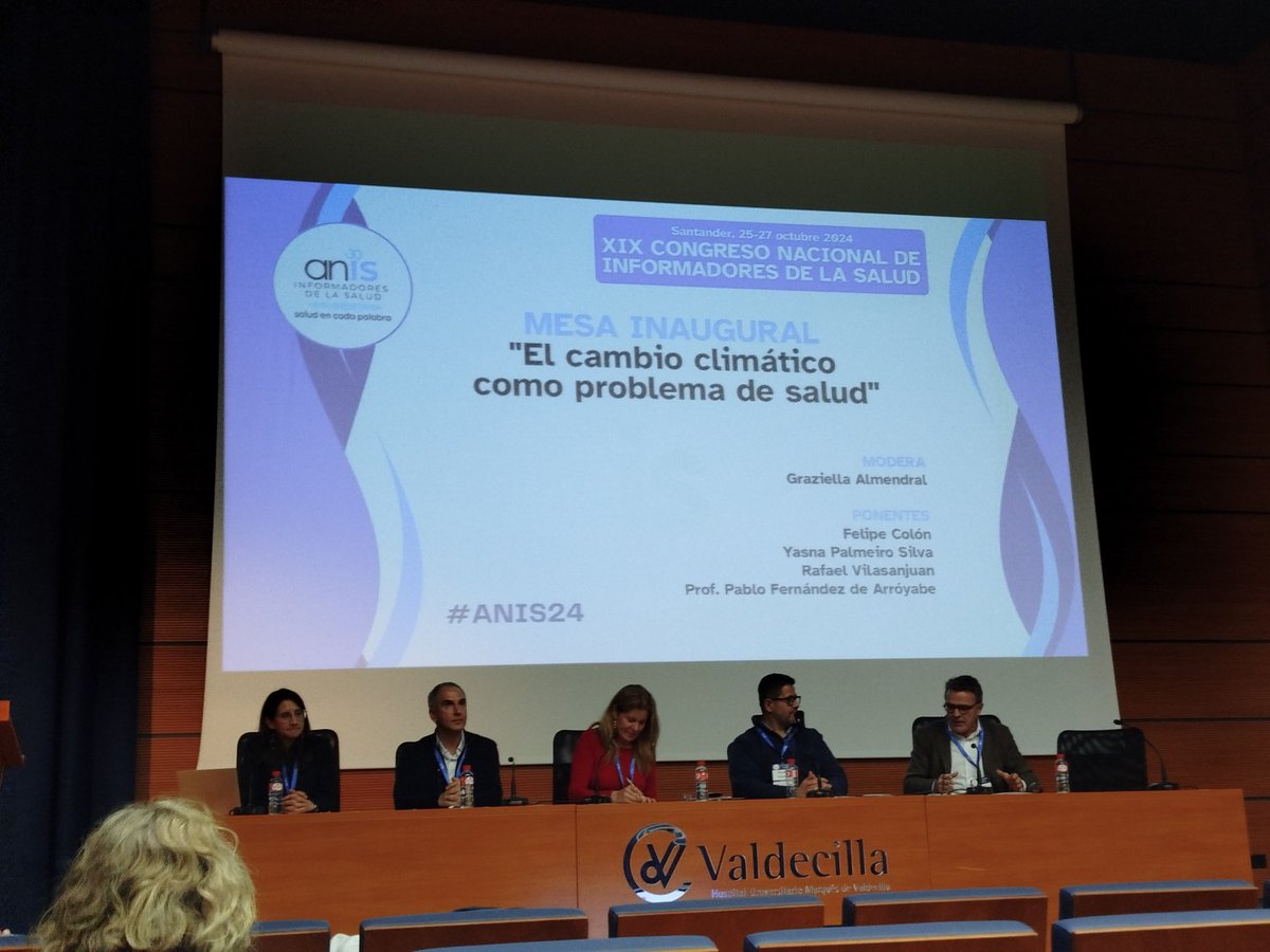 MapiMunozMunoz's tweet photo. @Pabloarroyabe apunta la importancia de una comunicación efectiva ¿Estamos difundiendo el  miedo al clima o promoviendo un clima del miedo? Hay que cuidar  las palabras. Si generamos miedo, generamos rechazo. Comunicación efectiva, motivadora y precisa #ANIS24 https://t.co/wrtRbJkUDN