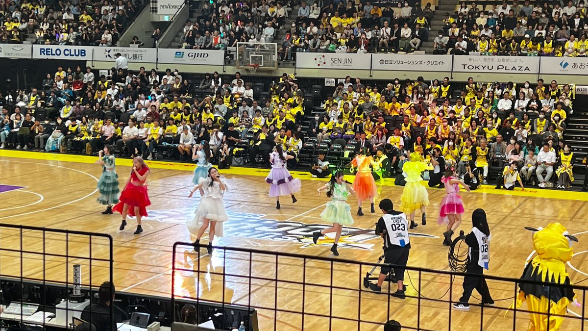 えびちゅーのパフォーマンスを見るなど🏀