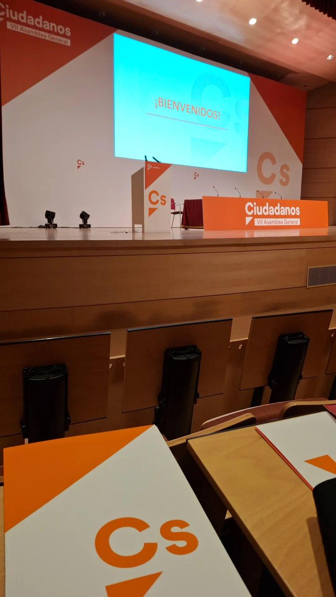 driconoriega's tweet photo. Hoy estamos en la VII Asamblea General de @CiudadanosCs trabajando por el presente y el futuro del espacio del centro político español.
#CompromisariosCs
#CambiemosElFuturo https://t.co/Hxo9ZtwKWt