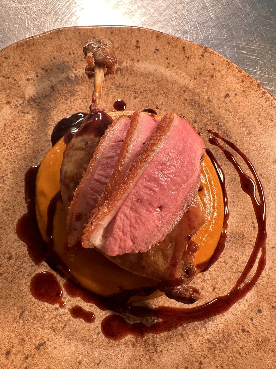 PyneArms tweet media