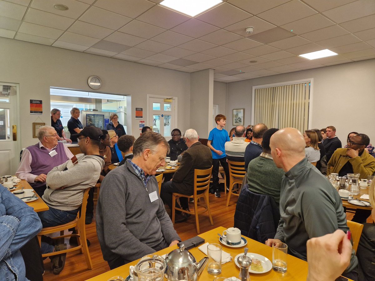 Great to hear <a href="/AsylumLink/">Ewan James Roberts</a> at <a href="/edmundrice_eng/">Edmund Rice England</a> school leaders event this week, really inspiring. We were delighted to be able to share snippets from Real People and our donation of £1,000 from proceeds from <a href="/StAmbroseColl/">St Ambrose College</a> show. Big thank you to students and parents in attendance 🙏