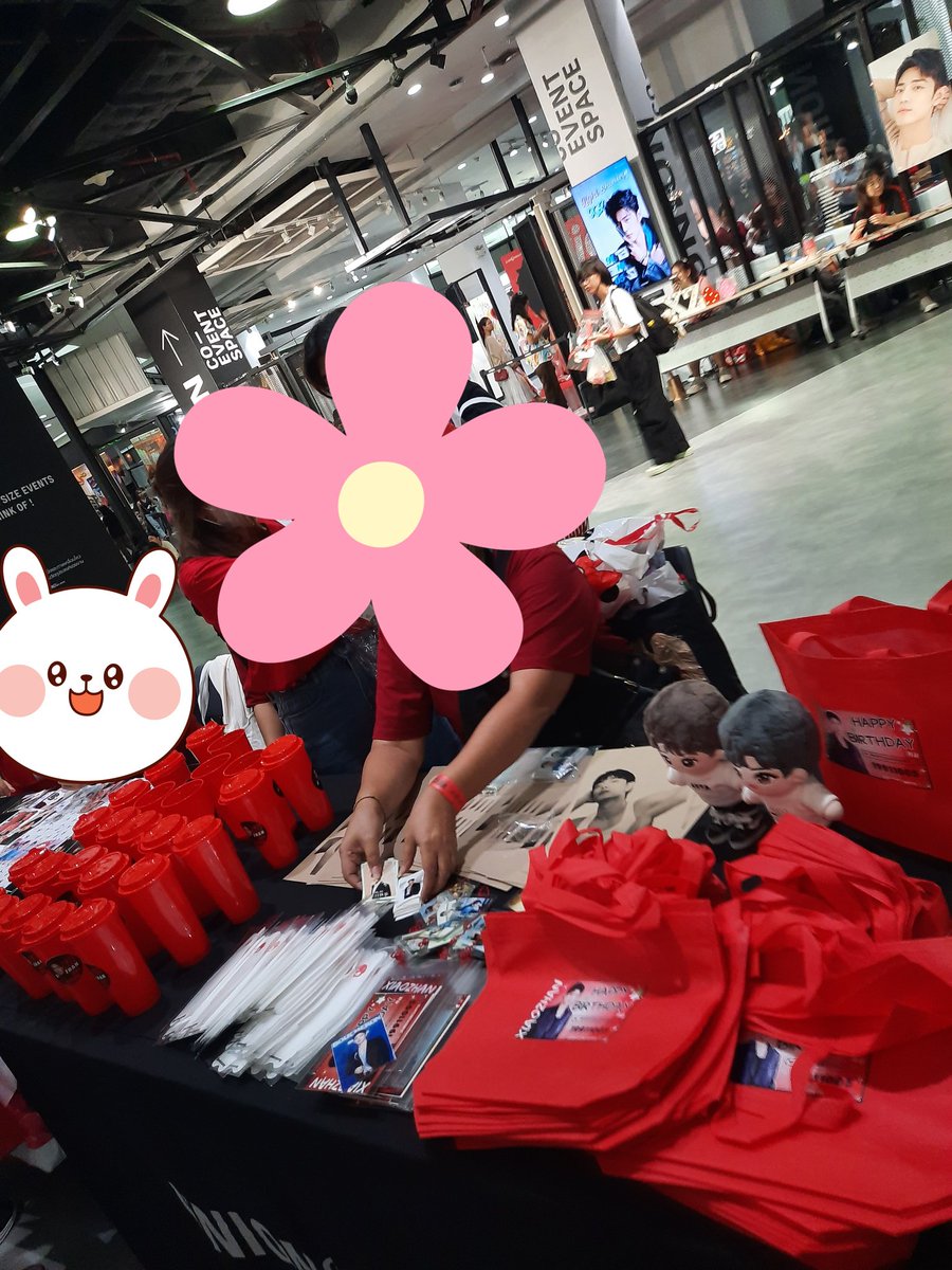 bowzbehappys's tweet photo. 🐰❤GIVE AWAY❤XZ*HBD❤🐰

🐰BAGผ้าสปัน&amp;📷PHOTOCARD4*6"

📍Sat, 2024/10/26
📍#LightsShiningforXZ  
📍Union Mall 
⏰ มาแล้วค่า พิกัด:โต๊ะแรกจากบันไดเลื่อน

📢RT*มารีบกันเลย
แจกกับ@sunitsarazang

#Behappysxgiveaw 
#WYibozz #BehappysxWYXZ
#HAPPYXIAOZHANDAY
#เซียวจ้าน #XIAOZHAN #肖战 https://t.co/3feMHeCGLw