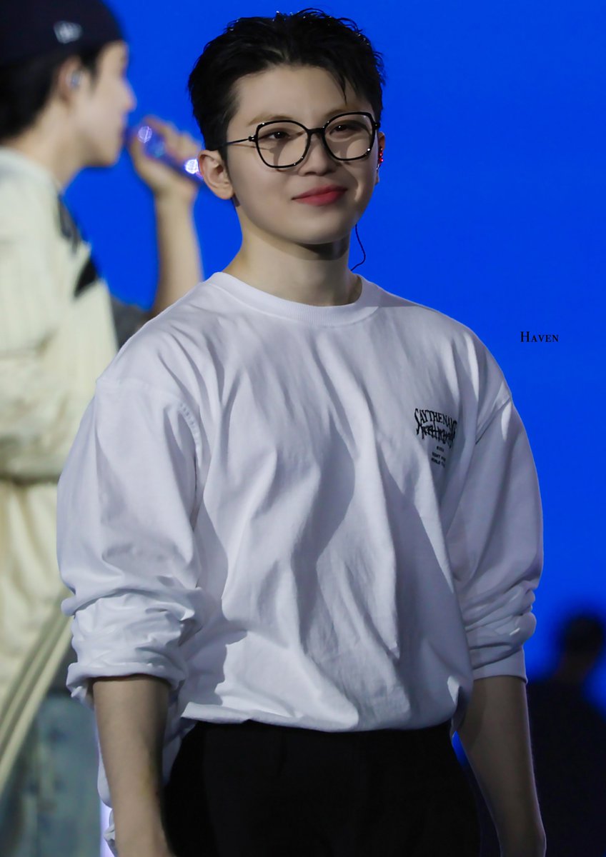 _TheHaven_'s tweet photo. 241013 RIGHT HERE

#SEVENTEEN #세븐틴 #WOOZI #우지 #ウジ https://t.co/cpIDFZAkbi
