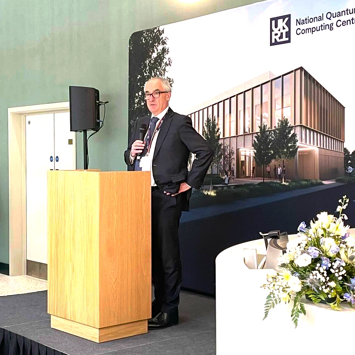 ProfMarkThomson's tweet image. Yesterday, Lord Vallance, Minister for Science, joined us at @RutherfordApLab to open the @nqcc_official, which is jointly sponsored by @STFC_Matters and @EPSRC. I remember back in 2018 when we first discussed having the NQCC at RAL - fantastic to see the dream become reality!