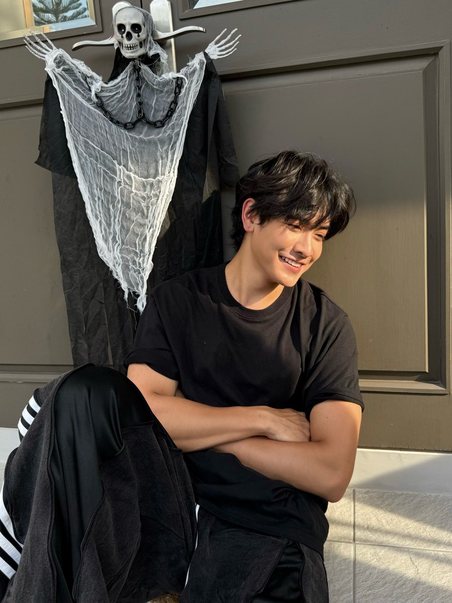 ChenRcj's tweet image. แต่งงไรดีปีนี้