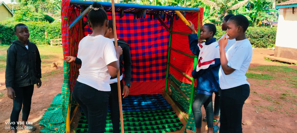 Boxgirlskenya's tweet photo. Our Rural Team was not left behind in this🎉🎉, 
Dada cash symposium 2024 at its best.. Girls showcasing their creative and innovative side..
#starttoscale 
#DadaCashSymposium 
#Westernteam https://t.co/SND83Cu3rh