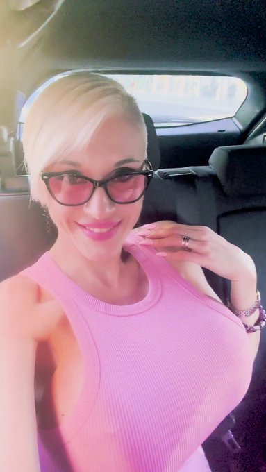 Watch Tanya VIRAGO's leaked NSFW video on TwXstars