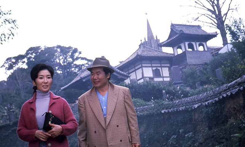 wadach1eiga's tweet photo. 【304本目】
男はつらいよ 寅次郎頑張れ！（1977）

シリーズ第20作にして下宿人の恋に口出しをしながらもその姉に恋に落ちる寅さんの様子を描いた下町人情喜劇映画。メインは若い2人の恋愛だが、これもまた面白い。恋のメンター寅さんもの。長崎弁も懐かしい。あと大竹しのぶ可愛い。
#寅さんマラソン https://t.co/elQf5k2KJq