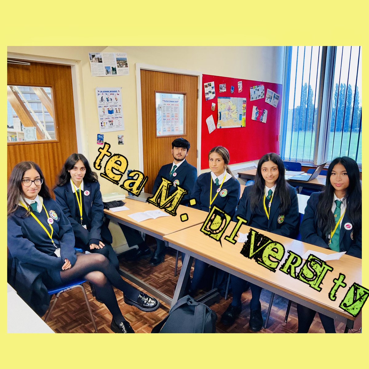 QMGS_CYM's tweet image. Introducing the CYM team of 2024-25!🫱🏻🫲🏾
We’ve got off to a great start for this academic year🤩First part of this term included;the formation of sub-teams & selecting team leaders,the creation of their 1st workshop & lots of training including First Aid-We are set & ready to go!🫡