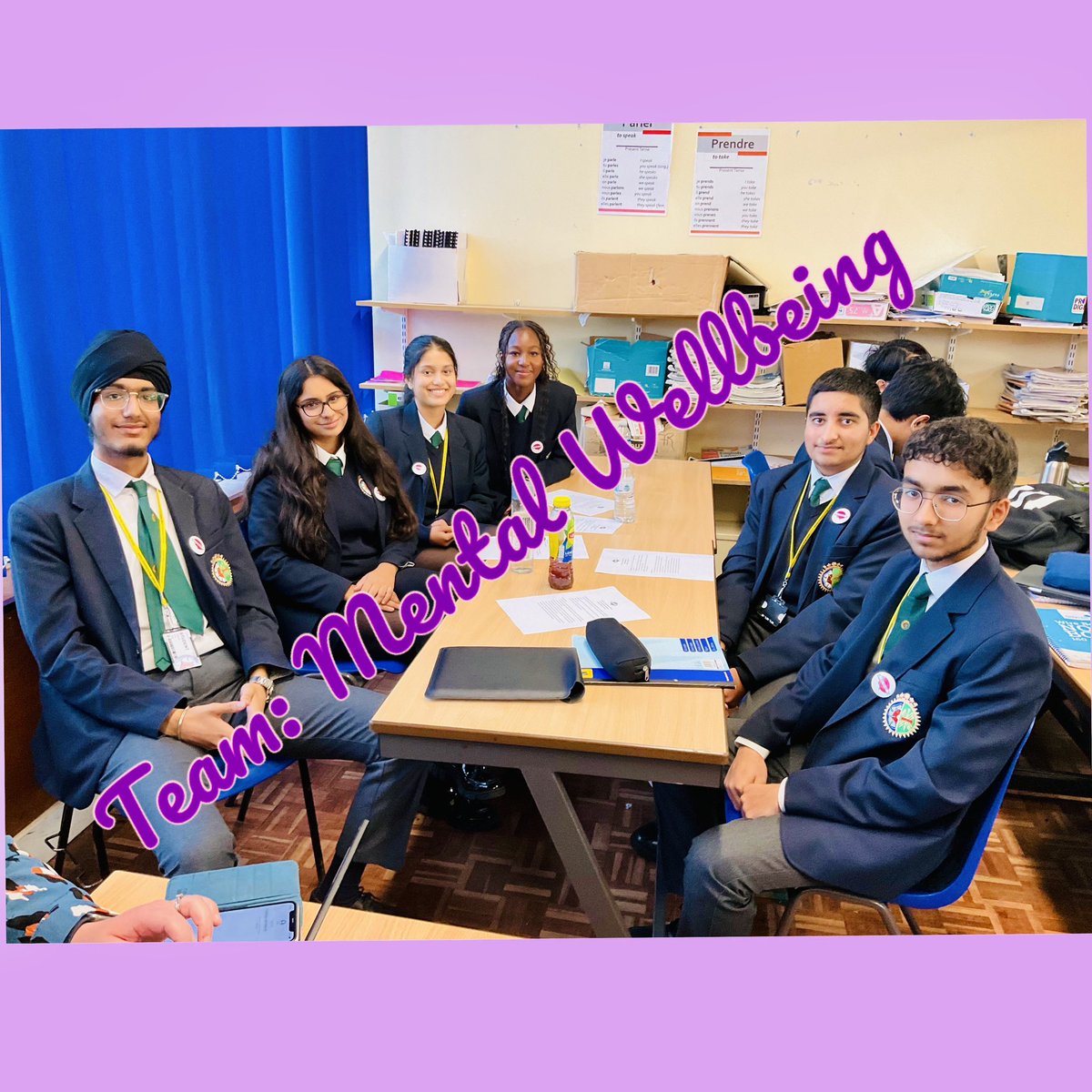 QMGS_CYM's tweet image. Introducing the CYM team of 2024-25!🫱🏻🫲🏾
We’ve got off to a great start for this academic year🤩First part of this term included;the formation of sub-teams & selecting team leaders,the creation of their 1st workshop & lots of training including First Aid-We are set & ready to go!🫡