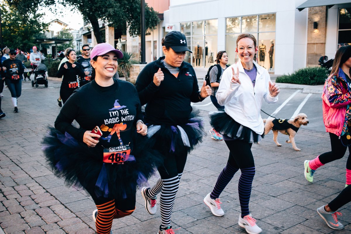 culinariasa's tweet photo. 👻 It's Race Day! 🎃

𝗛𝗮𝗹𝗹𝗼𝗪𝗶𝗻𝗲 𝗥𝘂𝗻 | 𝟳:𝟬𝟬 𝗔𝗠 - 𝟭𝟬:𝟬𝟬 𝗔𝗠
📍 𝗧𝗵𝗲 𝗦𝗵𝗼𝗽𝘀 𝗮𝘁 𝗟𝗮 𝗖𝗮𝗻𝘁𝗲𝗿𝗮
𝟭𝟱𝟵𝟬𝟬 𝗟𝗮 𝗖𝗮𝗻𝘁𝗲𝗿𝗮 𝗣𝗸𝘄𝘆 (𝗧𝗵𝗲 𝗙𝗮𝗹𝗹𝘀 𝗮𝗿𝗲𝗮), 𝗦𝗮𝗻 𝗔𝗻𝘁𝗼𝗻𝗶𝗼, 𝗧𝗫 𝟳𝟴𝟮𝟱𝟲 https://t.co/okbCniQLA0