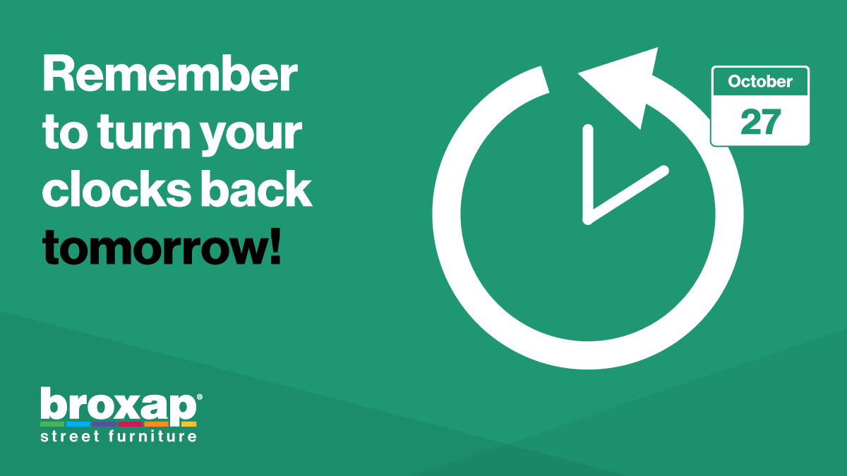 Remember that clocks go back on Sunday! Enjoy that extra hour in bed! 💤