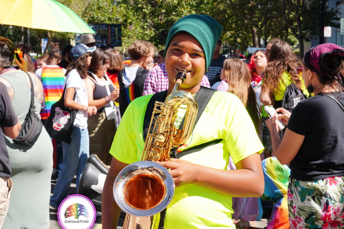 🌈 Oakland Pride 2024 was a blast! The parade was colorful &amp; full of energy! We were UNITED 🏳️‍⚧️🏳️‍🌈 GOOD VIBES! 

⬇️ Subscribe for updates! ⬇️
oaklandpride.org 

#OaklandPride #RootedinPride 
#Parade #Festival #LGBTQ #fyp
