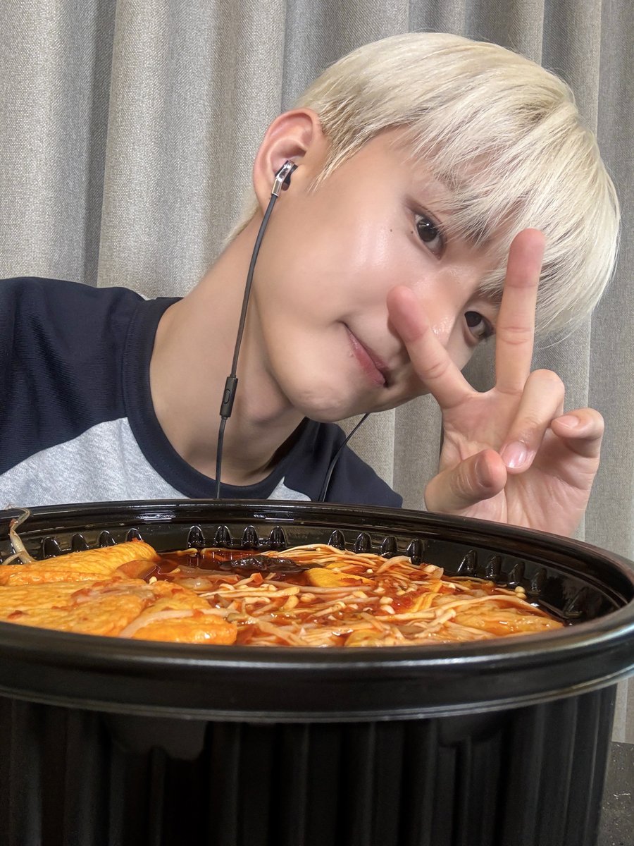 더보이즈(THE BOYZ) tweet media