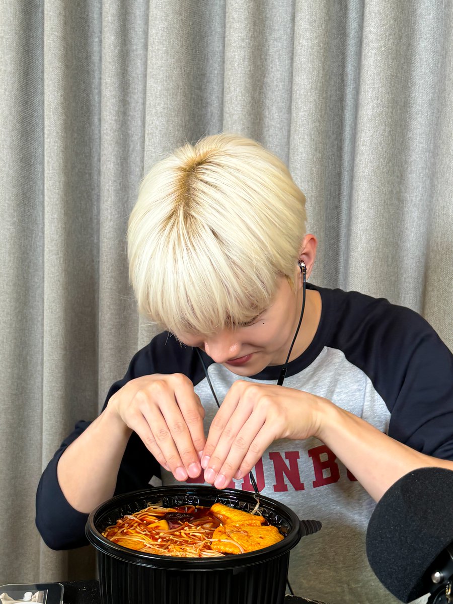 더보이즈(THE BOYZ) tweet media