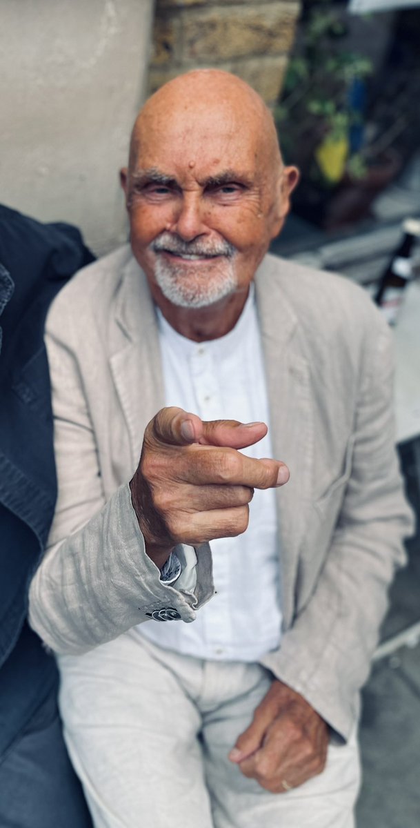 Wise 90 and still a curious boy 😍 
Happy Birthday, Hans-Joachim Roedelius!

#roedelius #hansjoachimroedelius