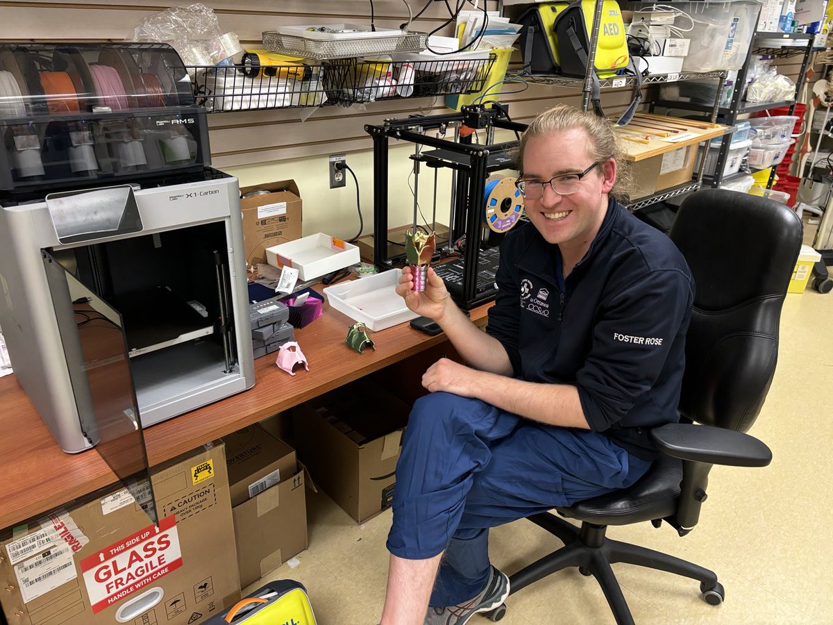 Our 3D printed Best Speaker ‘Golden Larynx’ awards @ ´Destination: Family Medicine!’ Nov 22 2024 are coming together recognizing top faculty teachers, as voted by 250 high school students attending. Thanks to CPD and uOttawa Skills &amp; Simulation Centre teams for all the magic!