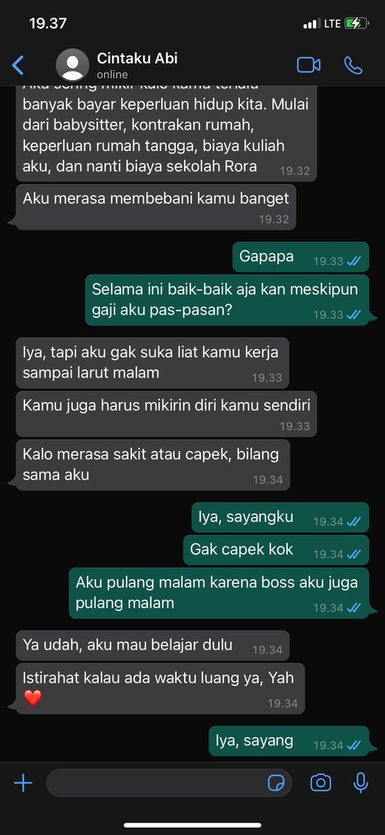 xxlovely24's tweet photo. Markhyuck mini au

— young parents

Beberapa tahun lalu, mereka hidup bergelimang harta. Namun setelah mereka memutuskan untuk hidup bersama demi sang anak, mereka kehilangan segalanya. Mulai dari harta, kedua orang tua, dan juga masa depan. 

01. https://t.co/fqFSfpFPFw