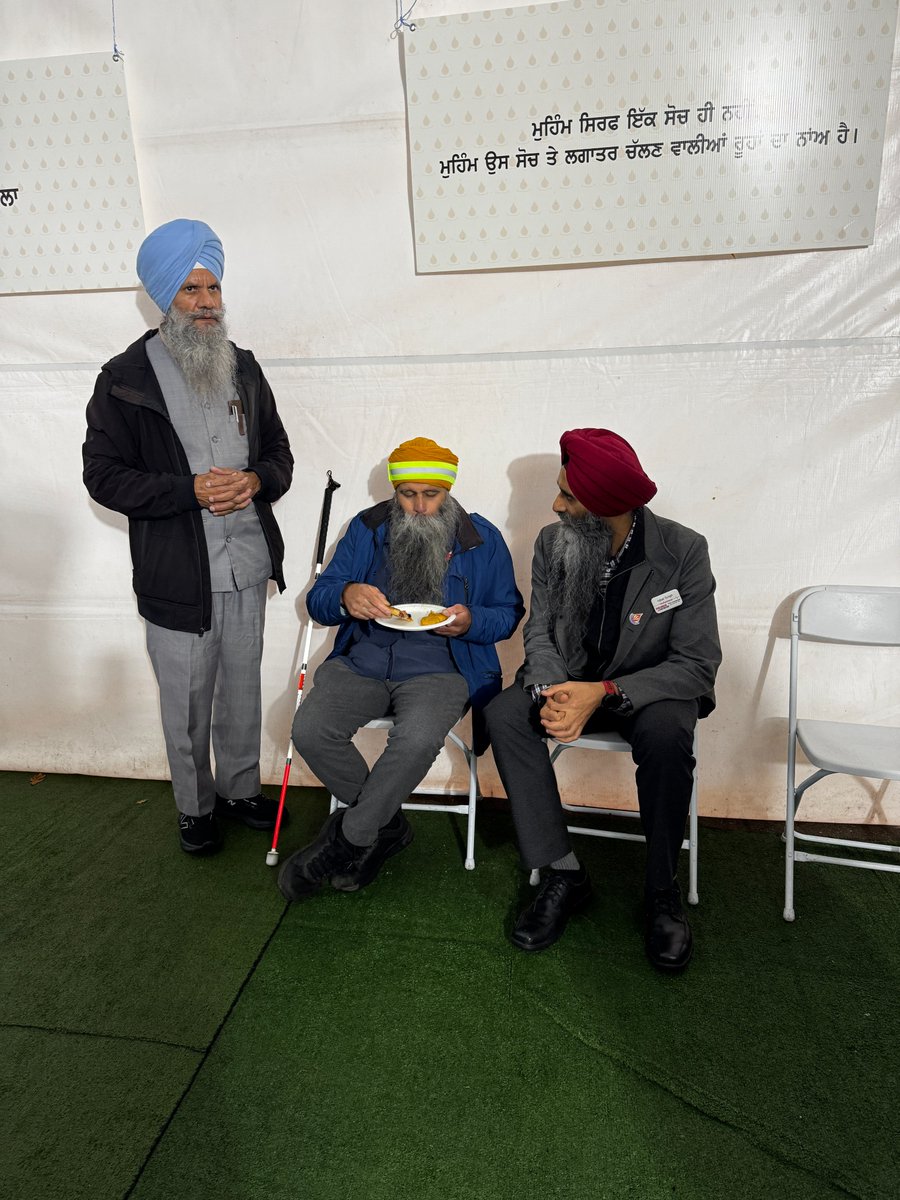 Campaign1984's tweet photo. Never Forget Sikh Genocide 1984
👇
A Sikh Nation Donor Came to Donate the Blood and He made the donation to Open the eyes of Blind Indian Justice System. Manjinder Singh

Justice Delayed......Justice Denied ? https://t.co/PV4Xph5OuO