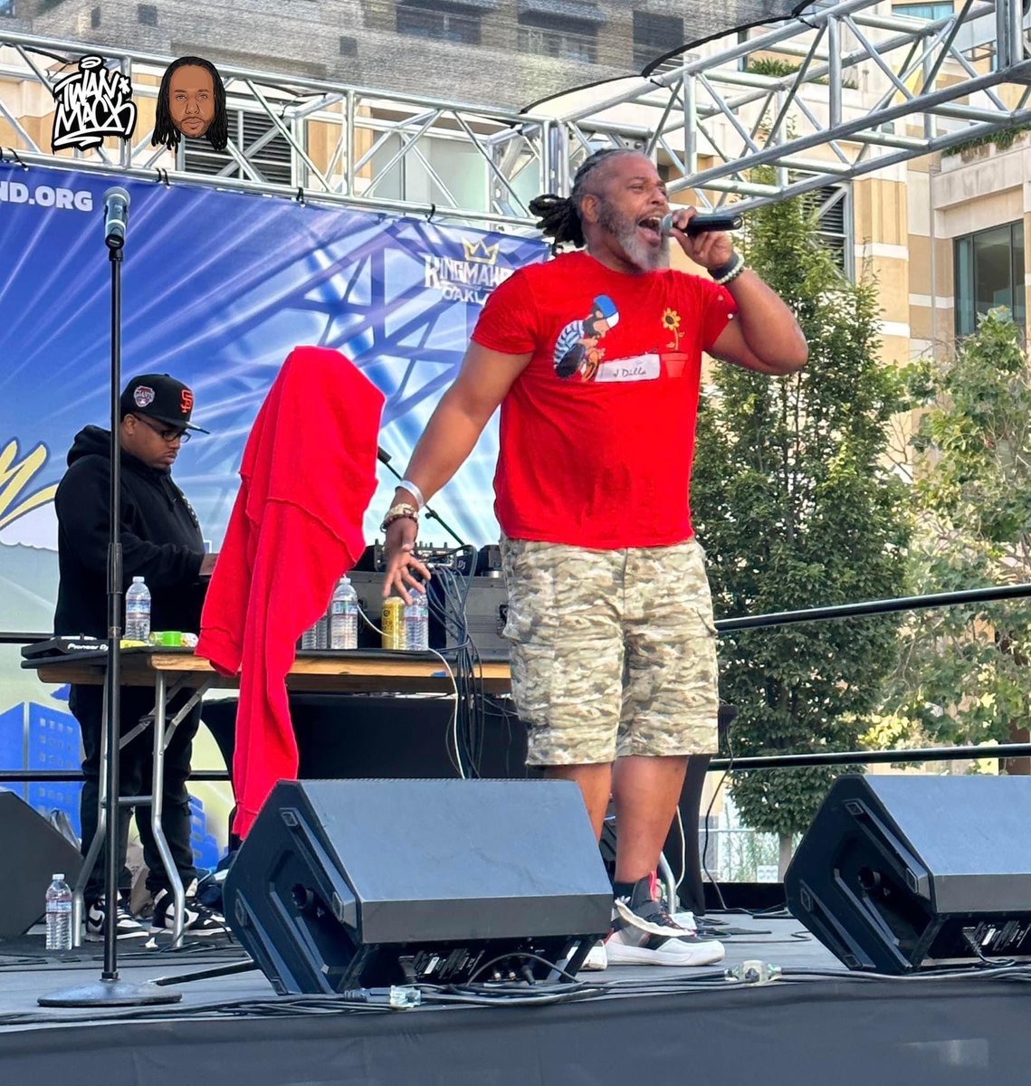 RasCeylon's tweet photo. #RiseInPower good bro Antoine Mack aka #TwanMack from The Mil founder of #AdultContemporaryHiphop long live his legacy🤲🏾💚 https://t.co/UreylTSbNZ