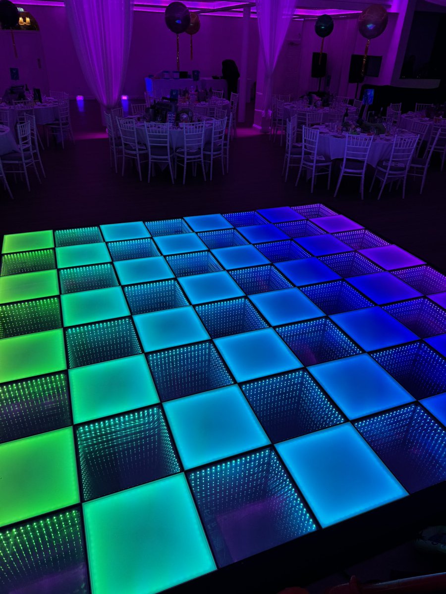 What a wonderful night co-hosting @alexswish 80s rewind at Winstanley House with the uber pro <a href="/K8Solo/">Kate Solomons</a> 🎤 

This charity are helping young people with Duchenne to fund research &amp; support those living with it everyday, including Alex the superstar. Inspiring people. 

<a href="/DuchenneUK/">Duchenne UK</a>