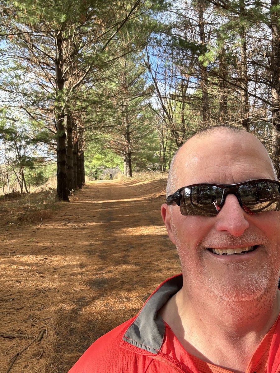 rdennisjr's tweet image. All the fuel for 15 miles of run/walk around the lakes and ponds of West Omaha today. A perfect fall day to clear my head and make my feet hurt in the best way! #fallrun ing