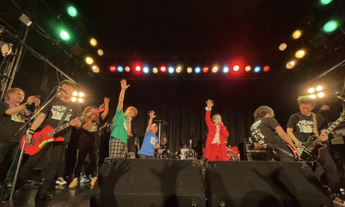 kiichu_711_'s tweet photo. 色んな思いがありすぎて全部伝えきれない
ただ最高に素敵で幸せなライブでした
本当に本当に楽しかったぁ
30th anniversaryおめでとう
ありがとう♥️
#PIXIEROUGE https://t.co/rsme1gWWIC
