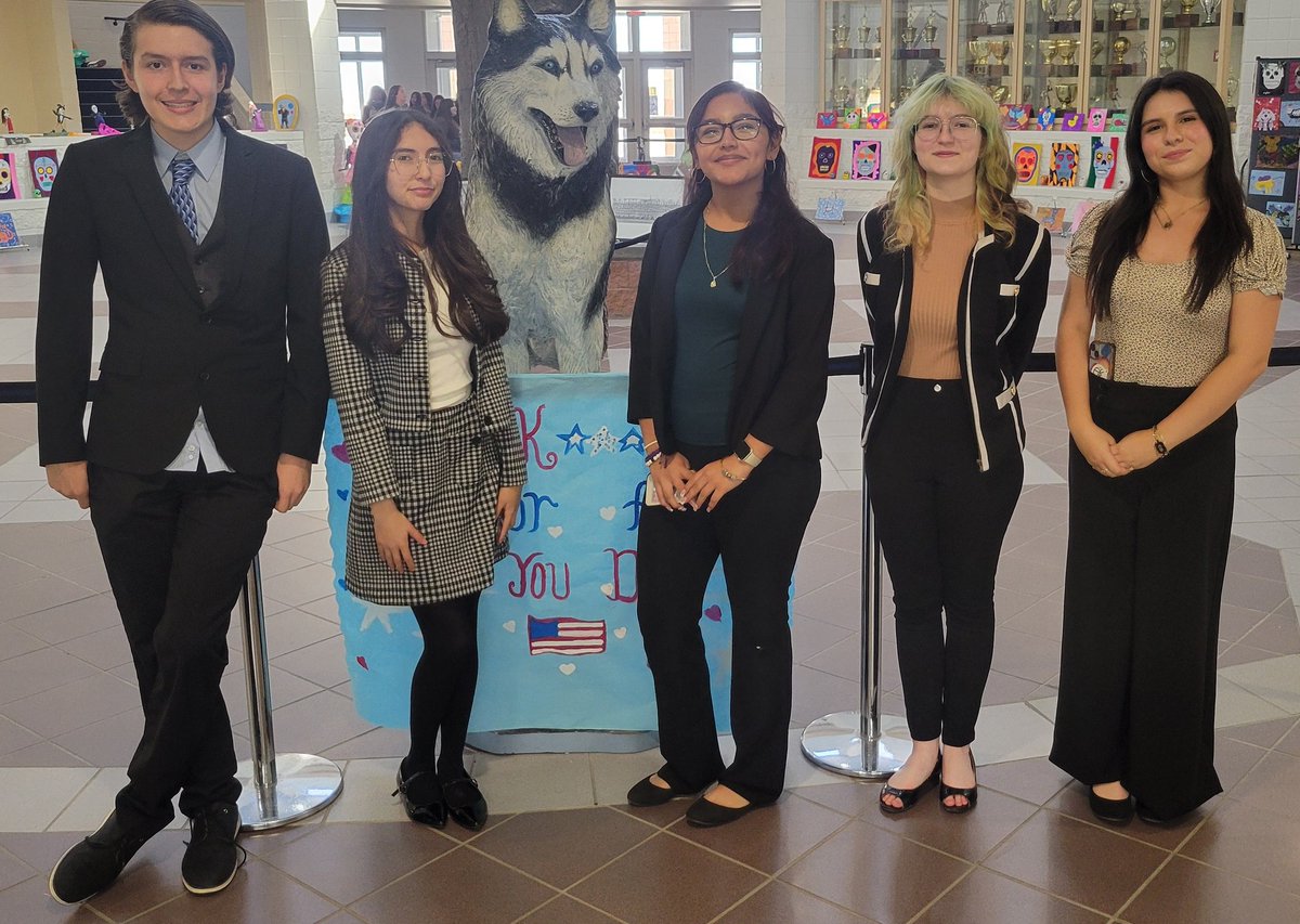 El Dorado Debate has been off to a great season so far. We have the first 2 state qualified Debaters in El Paso with Demi Odiott and Miley Piñon! On top of that we placed 4th in sweeps at the Chapin Invitational Tournament this weekend. <a href="/EDAztecs_HS/">Patricia Pedroza</a> <a href="/SocorroISD/">Socorro ISD</a>