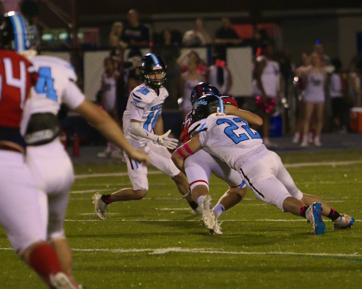 leo_guti150's tweet image. Junior year - Season highlights/ stats
Thankful for the many opportunities and support @Hagerty_FB . Sad to see the season end.
Iron sharpens iron- Proverbs 27:17
Full Season Stats- #22
🚨5️⃣6️⃣-solo tackles
🚨4️⃣6️⃣-asst- tackles
🚨1️⃣0️⃣2️⃣-total tackles
🚨1️⃣-total Sacks…