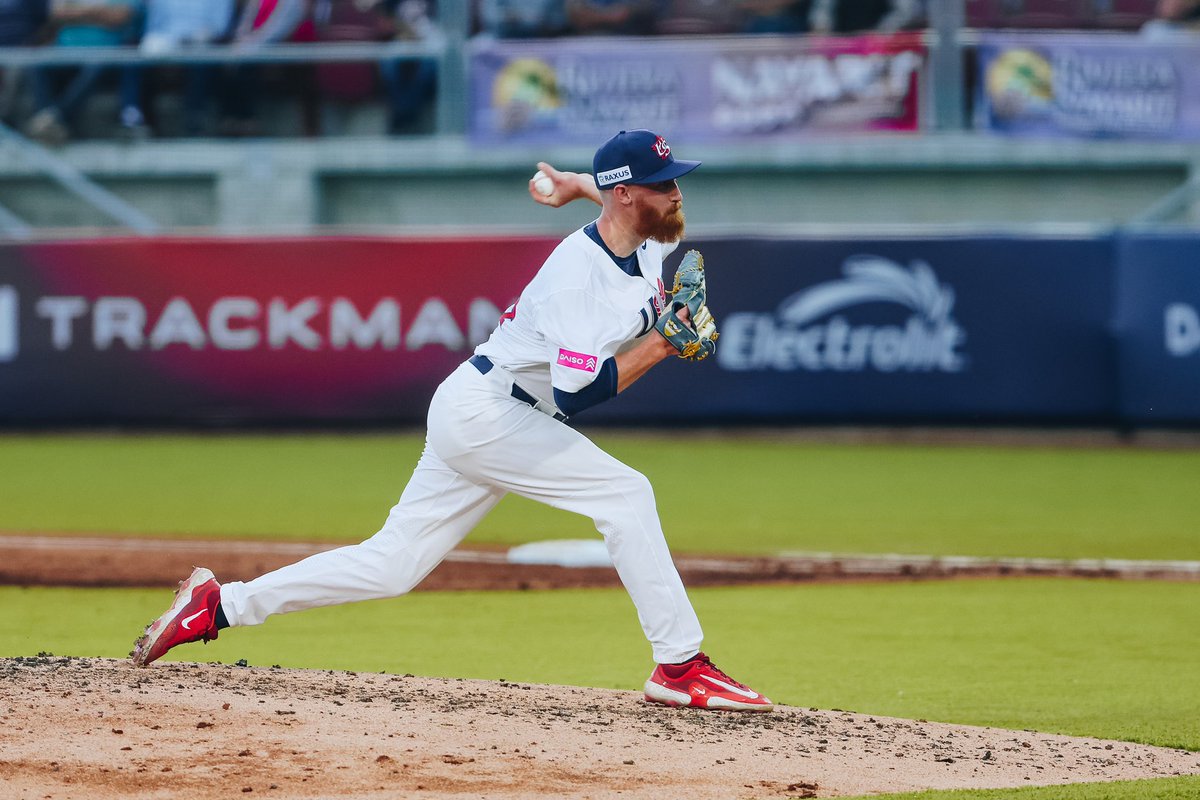 D-Train gets us to the sixth with two perfect frames 👏

T6 | 🇺🇸 0, 🇵🇷 0