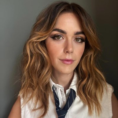 "The Irish Rose" Alanah O'Connell-Russow tweet media