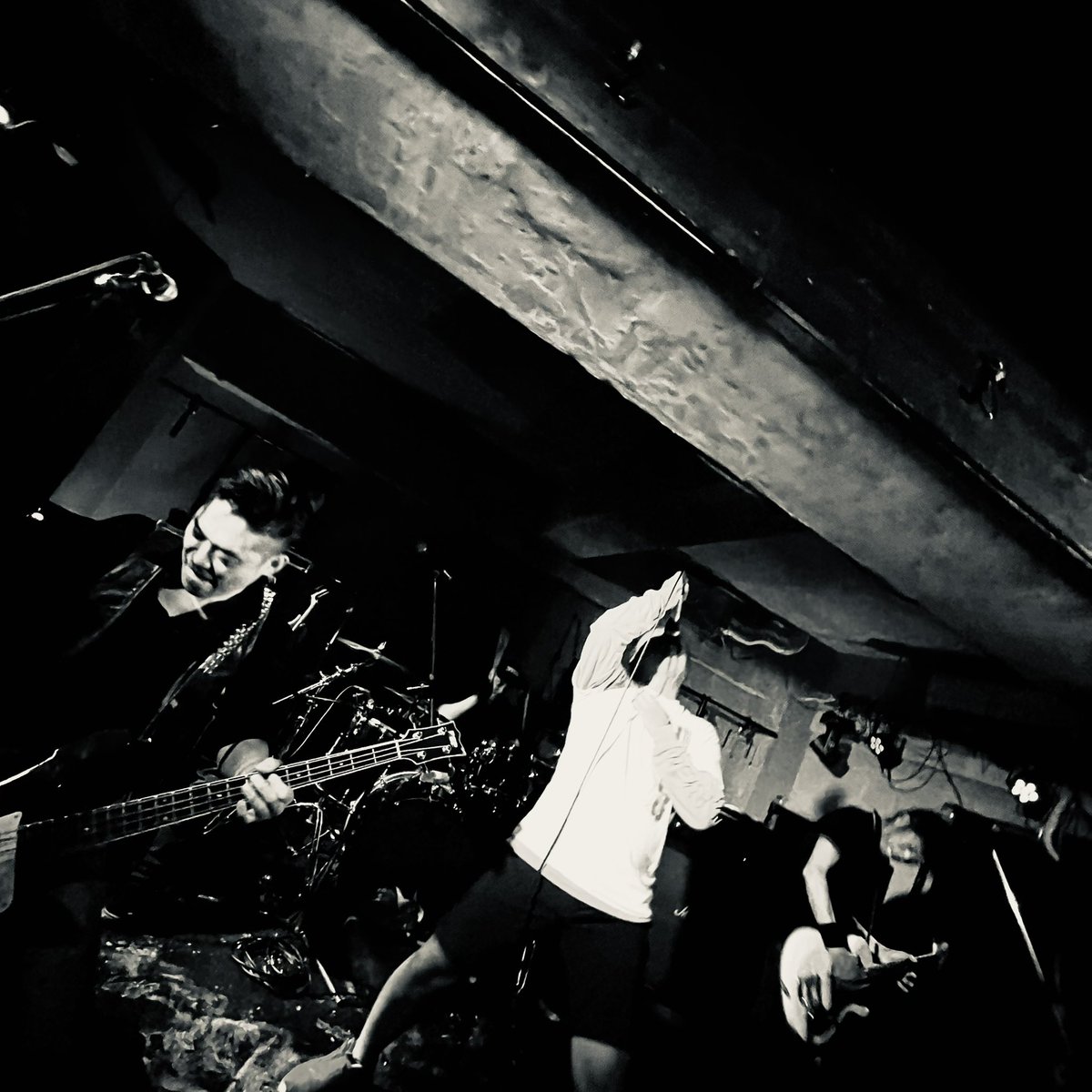 yamadakensky's tweet photo. 2024.11.9sat@CLUB STOMP
#redmammoth
#SHAPEEN
#thehunch
#ステッカーありがとうございます https://t.co/0RZX26fUvf