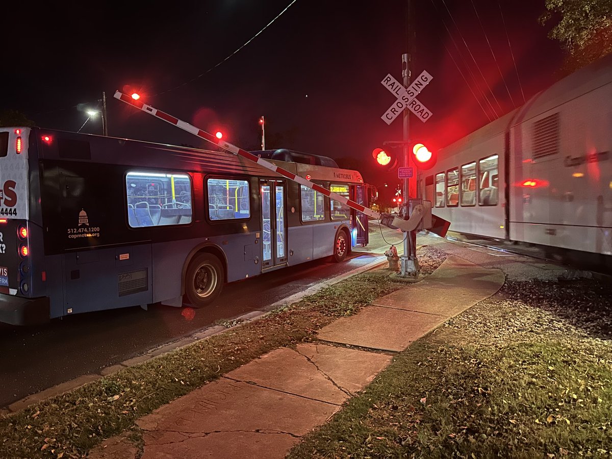 Robert Foster tweet media