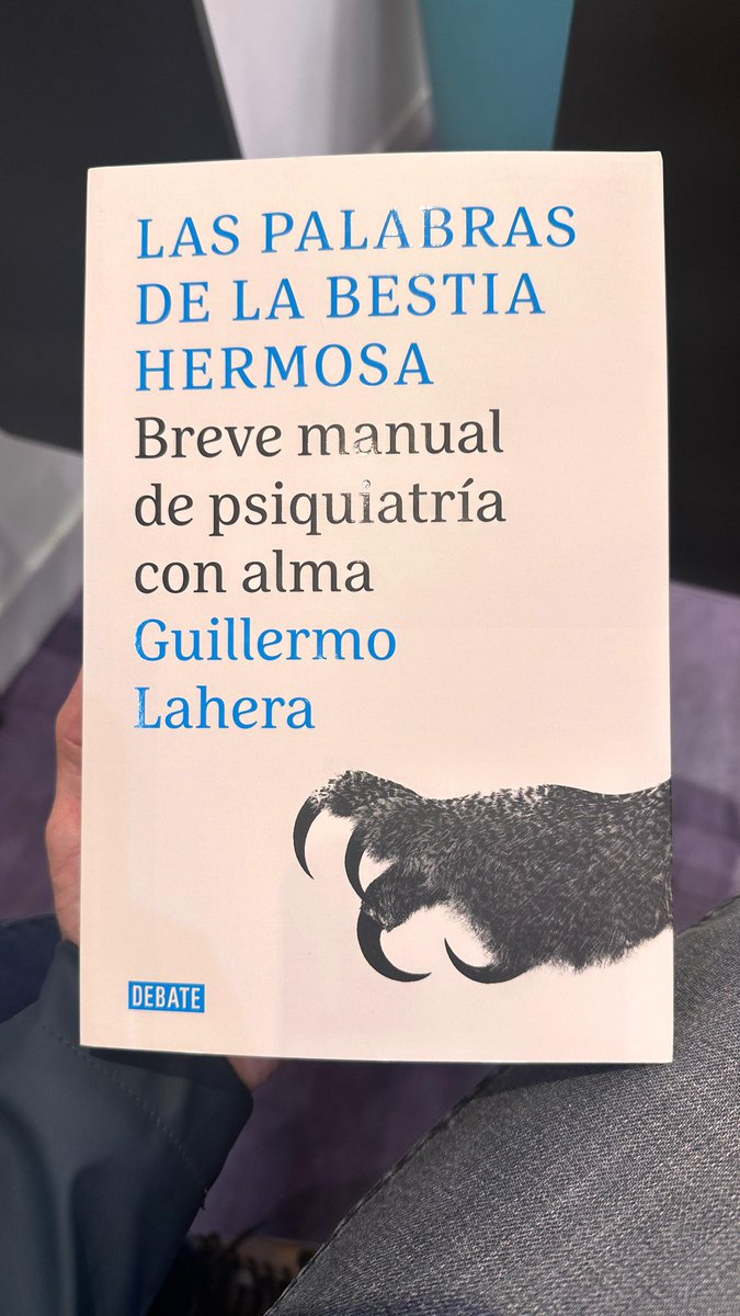 Presentación del libro “Las palabras de la bestia hermosa” del Dr. Guillermo Lahera en la Librería Cervantes <a href="/CervantesLib/">Librería Cervantes</a> de Oviedo
