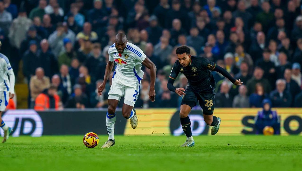 JossGuilavogui's tweet photo. Last international break i was home and jobless. 

Today i’m playing for @LUFC and Winning at Elland Road. ⭐️

Feel grateful and blessed. 🙏🏿

💙🤍💛 https://t.co/AUxIWW4e6v