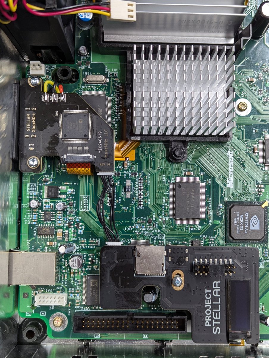 reviveretro's tweet image. Stellar and XboxHD+ installed in a Ghost case. Recapped the motherboard and DVD drive and replaced the drive belt. 80pin IDE cable upgrade and 4TB hard drive.