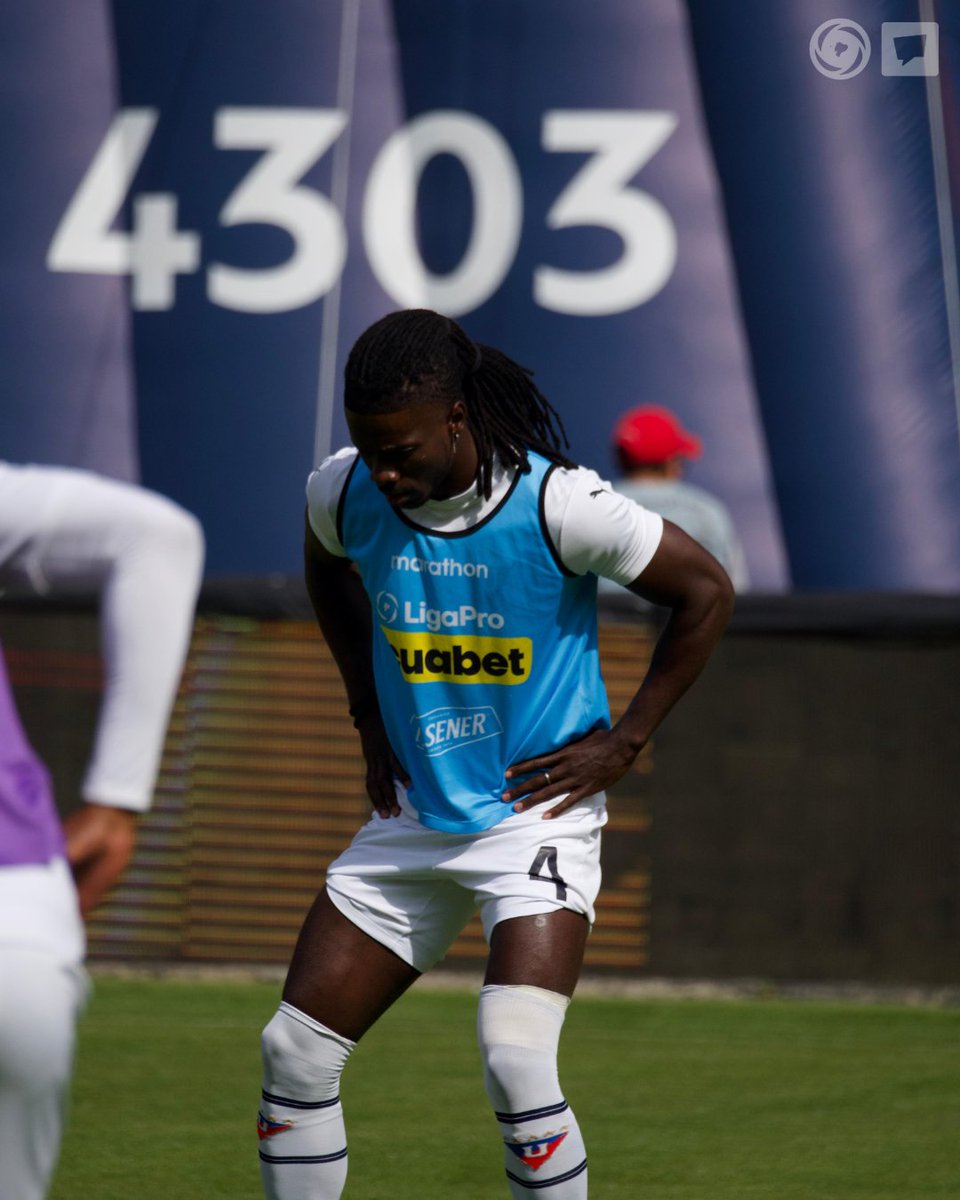 LA MURALLA DE HOY 🛡️ 

📷 <a href="/AndresMediavil4/">Andres Mediavilla</a> en MrOFF