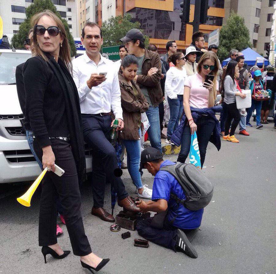 Recordando un poco la historia: manifestaciones contra Dilma Rouseff y contra Rafael Correa🤷🏻‍♂️
#LosCorrruptosSiempreFueronEllos