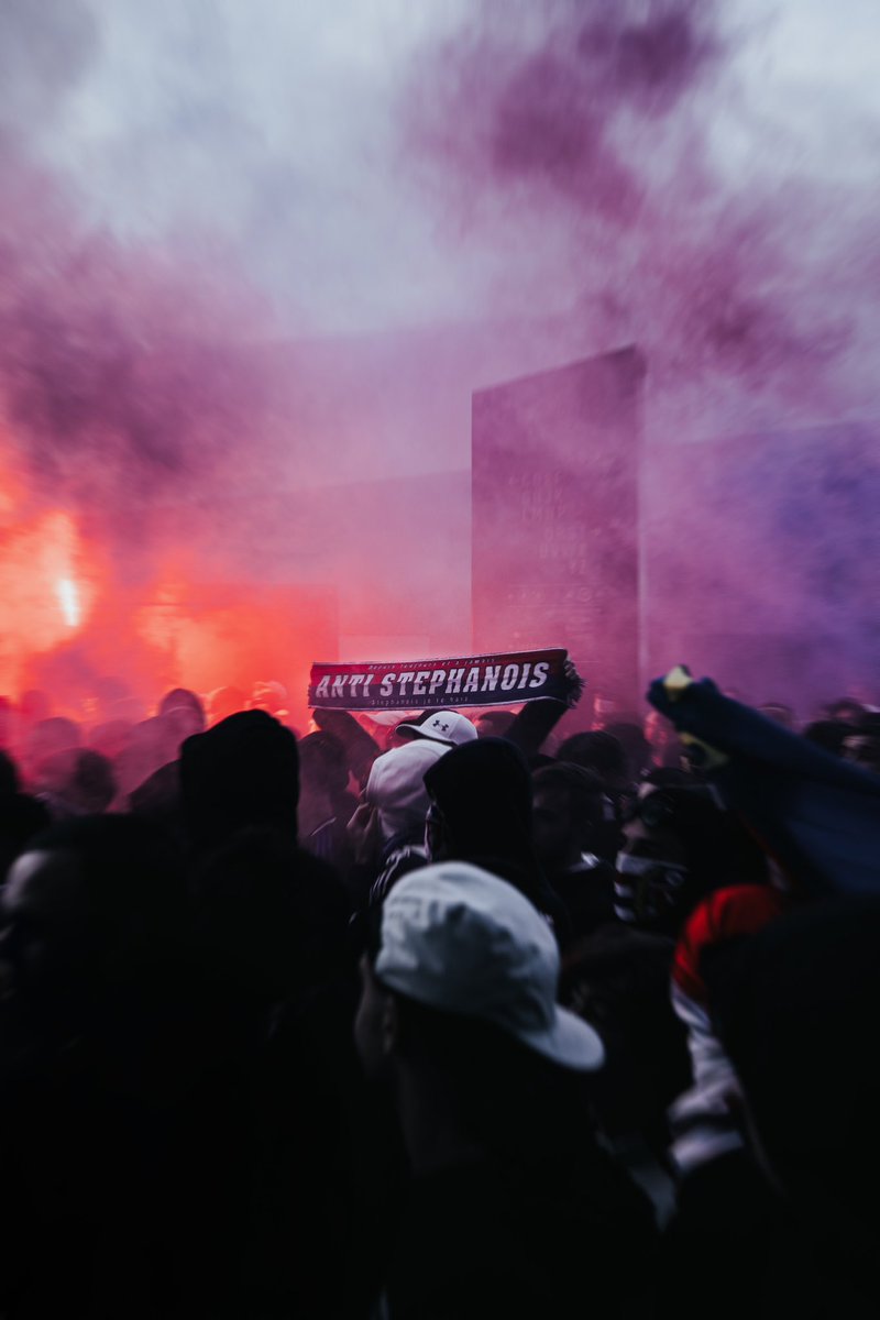 ol_inside2's tweet image. Vous cherchez un fond d’écran ? Je crois avoir ça en stock ! ❤️💙

📸 @JordanMarchandI 👈

#OLASSE #OL #OlympiqueLyonnais