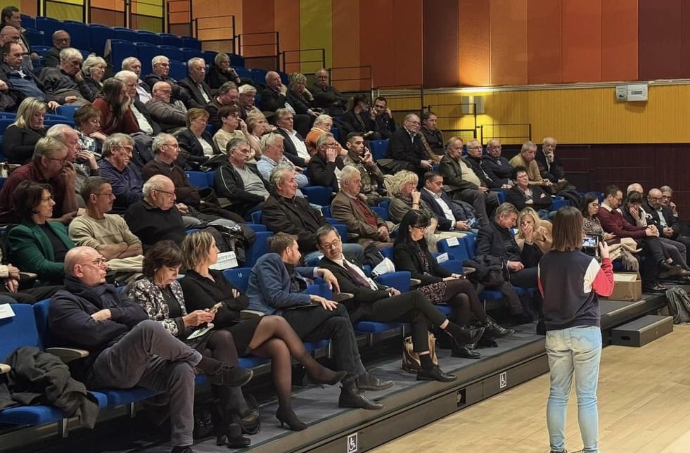 MichaelWeber1's tweet image. 🟠[Moselle] ~ Belle assemblée générale de l’association des maires de l’arrondissement de Sarreguemines à #Bitche  

Quel plaisir de me retrouver parmi les miens, au milieu des maires avec qui j’ai partagé tant de réunions.

Lors de mon intervention j’ai évoqué le sujet qui nous