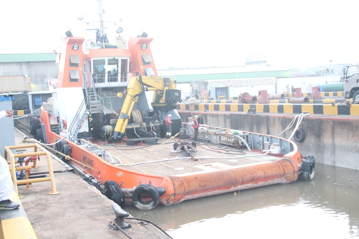 navaldockyard01's tweet photo. UNDOCKING OF MV MUSTANG AT NAVAL DOCKYARD LIMITED NIGERIA
.
.
#NigerianNavy #nimasaofficial #nigerianports #CustomsNG #FMOTNigeria #MaerskLine #APMTerminals #COSCOShipping #CMACGM #SifaxGroup #WaterwaysNG #FMoMBENigeria https://t.co/OrOmCTvWjq